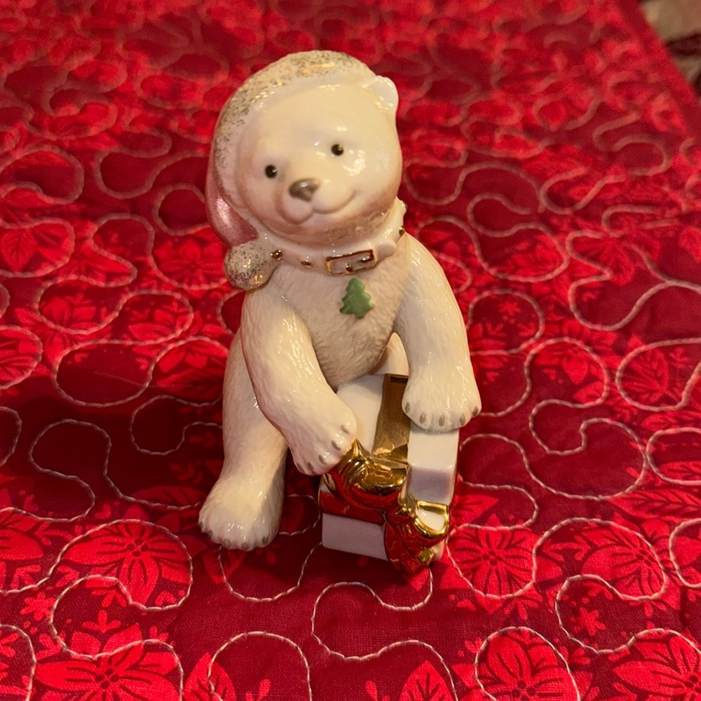 Lenox Classics  " BEARING GIFTS "  Porcelain  Bear  Figurine.